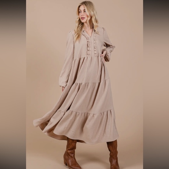 Prairie House Inspired Maxi Dress - Picture 5 of 8